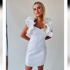 Idem Ditto Time after time dress in white. Size Large NWT